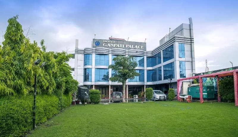 Hotelli Ganpati Palace