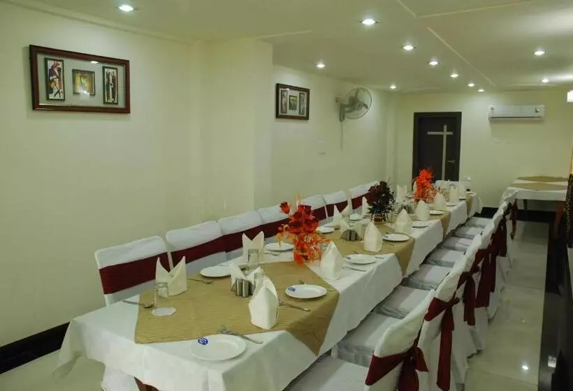 Hotelli Ganpati Palace