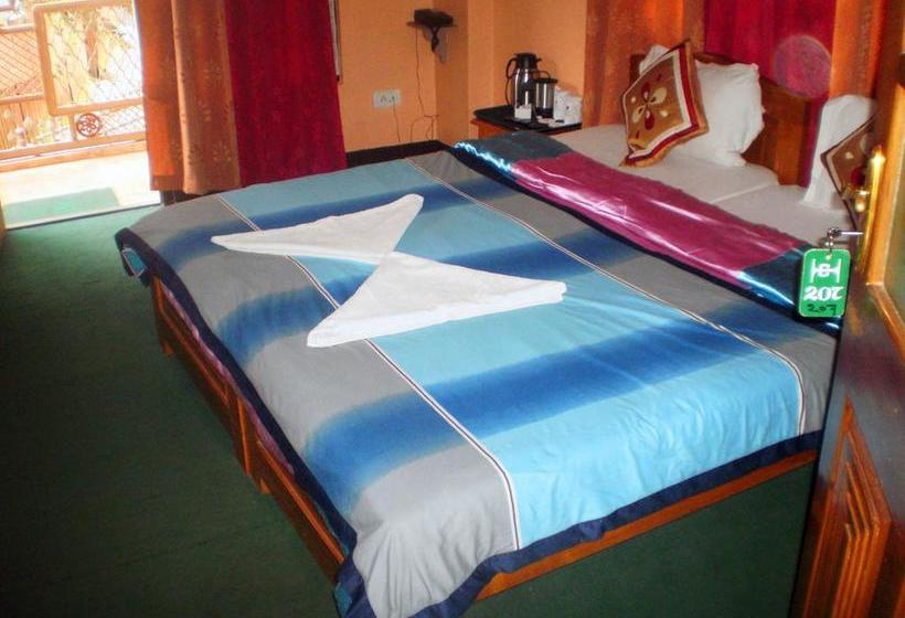 בית מלון כפרי Hill Crown Retreat