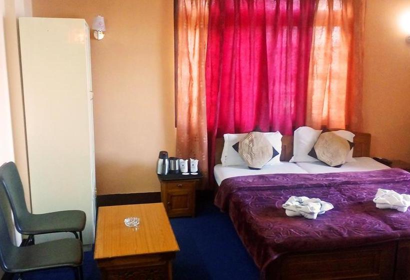 בית מלון כפרי Hill Crown Retreat