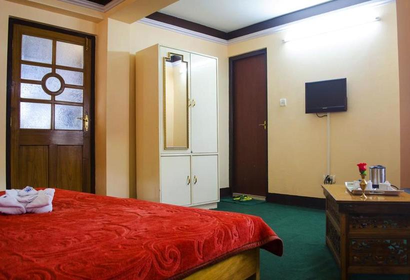 בית מלון כפרי Hill Crown Retreat