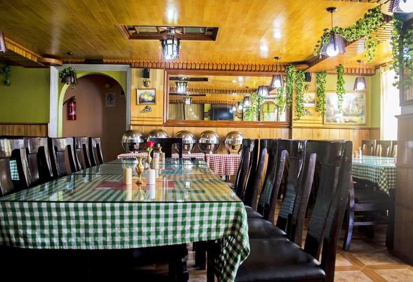 בית מלון כפרי Hill Crown Retreat