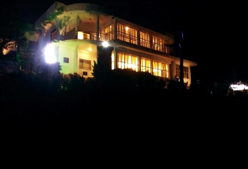 בית מלון כפרי Hill Palace