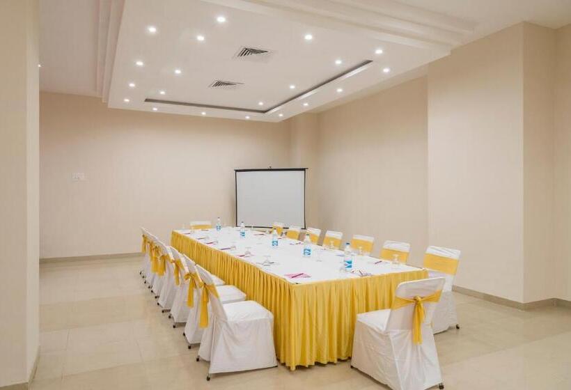 בית מלון כפרי Inclover A Peaceful Retreat