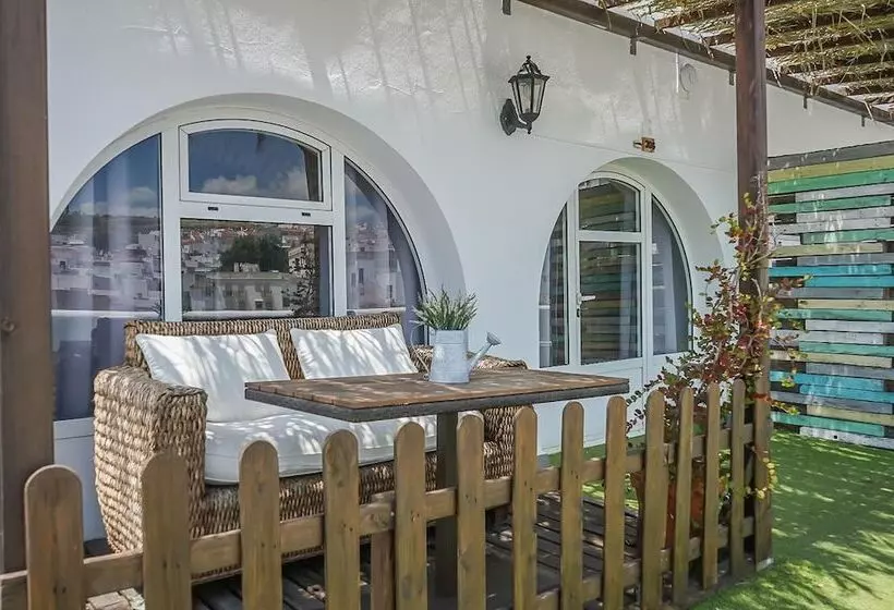 هتل Posada De Las Cuevas
