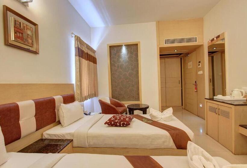 ホテル Prince Gardens