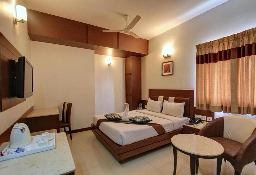 ホテル Prince Gardens