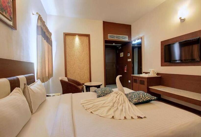 ホテル Prince Gardens