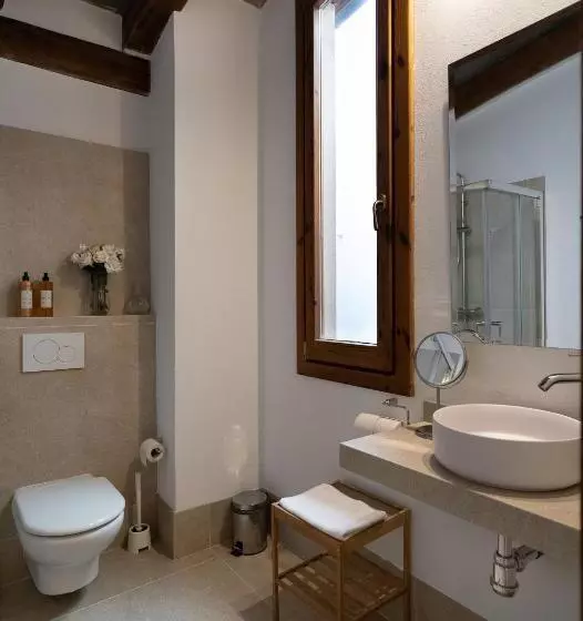 هتل Ramón Llull House