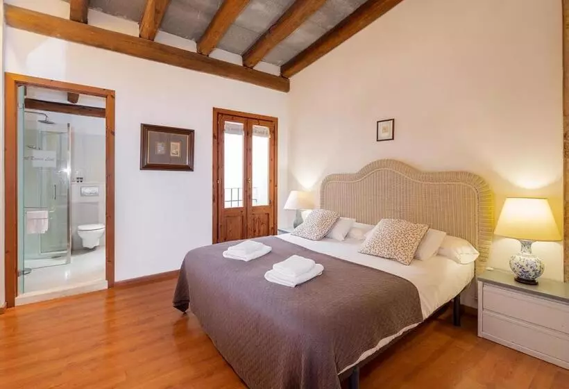 هتل Ramón Llull House
