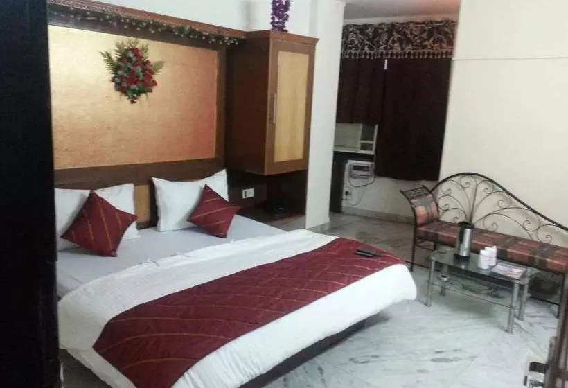 هتل Richmond Inn Guest House