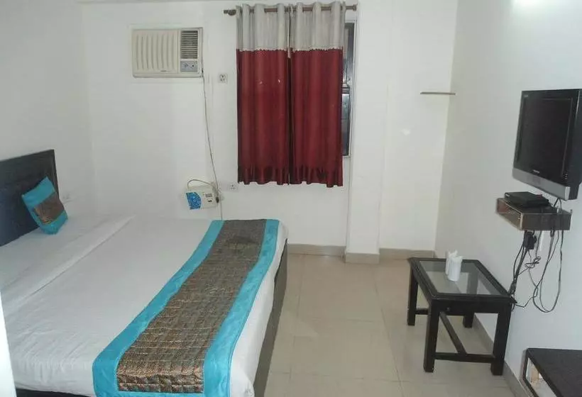 هتل Richmond Inn Guest House