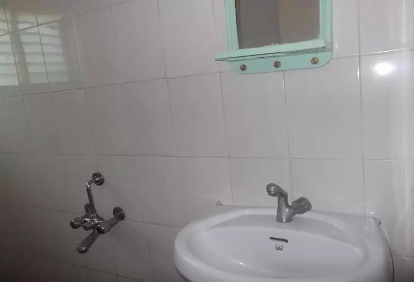 ホテル Sahyadri