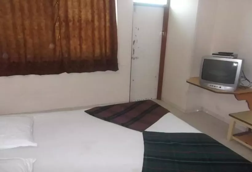 ホテル Sahyadri