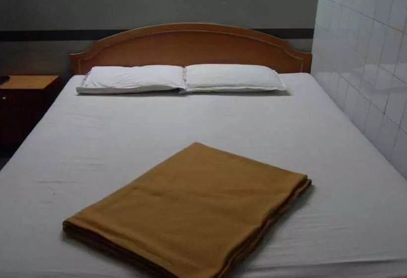 ホテル Sahyadri