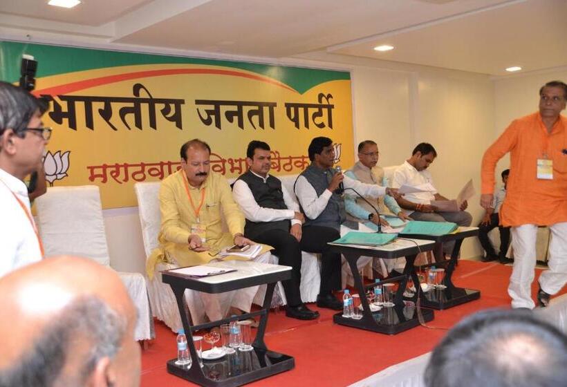 בית מלון כפרי Executive Silver Inn