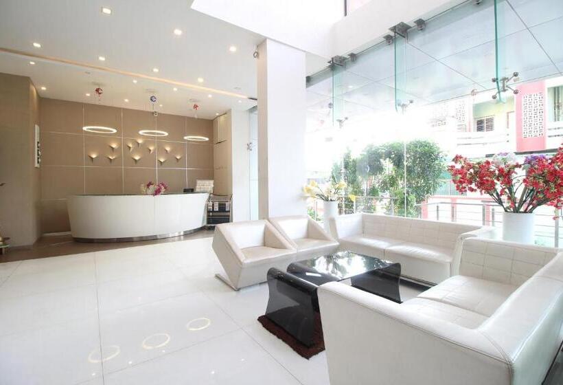 בית מלון כפרי Executive Silver Inn