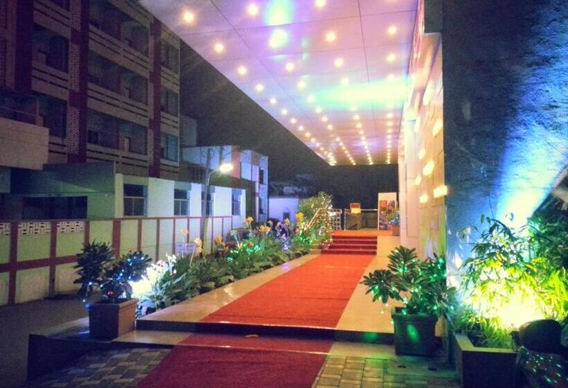 בית מלון כפרי Executive Silver Inn