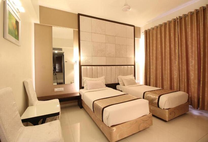 בית מלון כפרי Executive Silver Inn