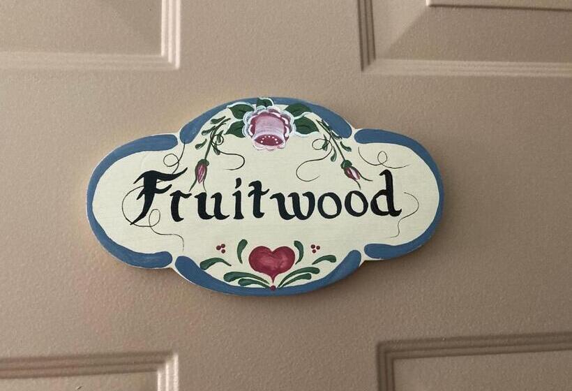 צימר Oak Valley Inn And Suites