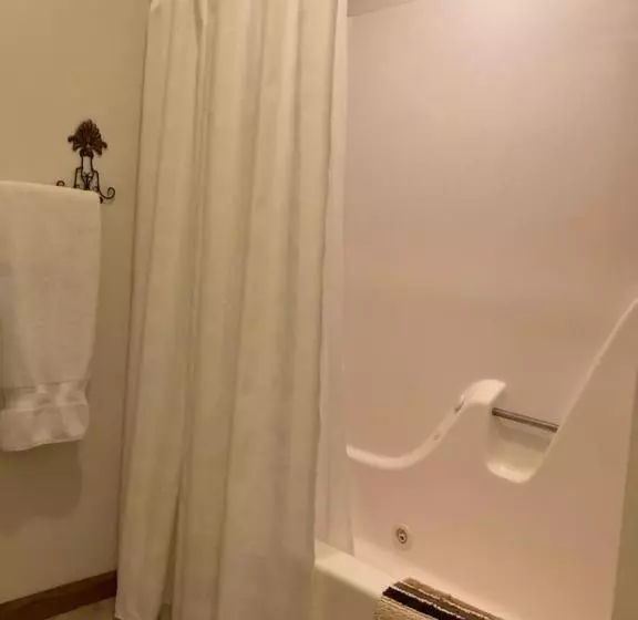 ベッドアンドブレックファースト Oak Valley Inn And Suites