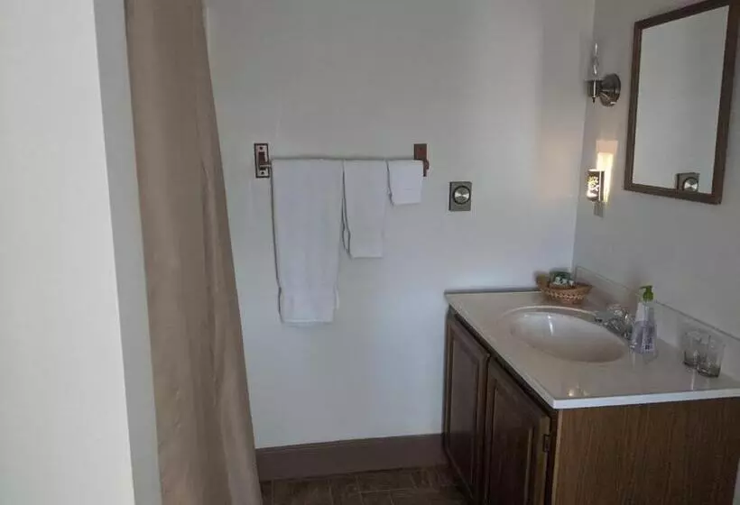 ベッドアンドブレックファースト Oak Valley Inn And Suites