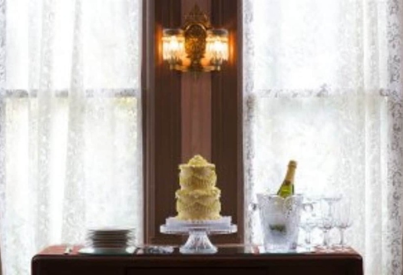 Bed and Breakfast Swantown Inn