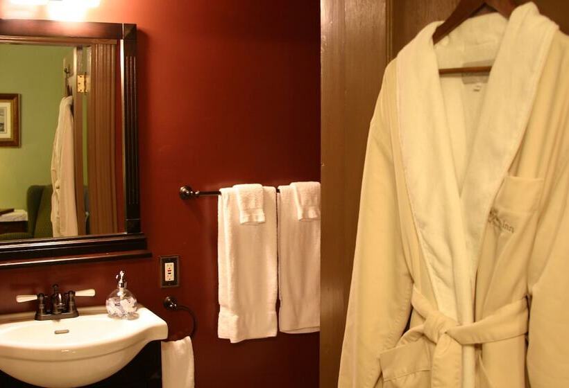 Bed and Breakfast Swantown Inn