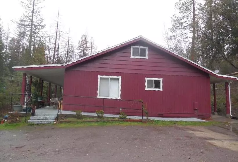 ベッドアンドブレックファースト Yosemite Paradise Inn