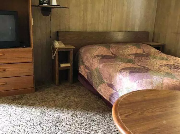 Coronado West Motel