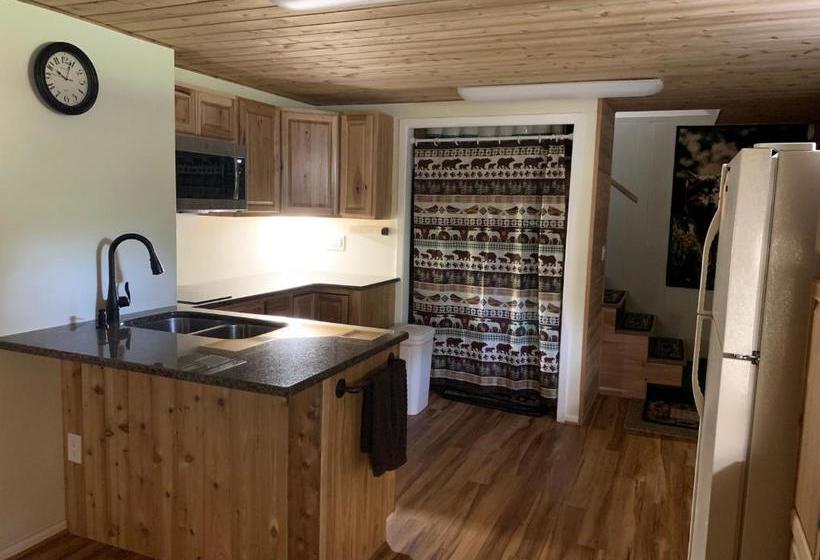 Frenchy S Adventure Bed And Breakfast