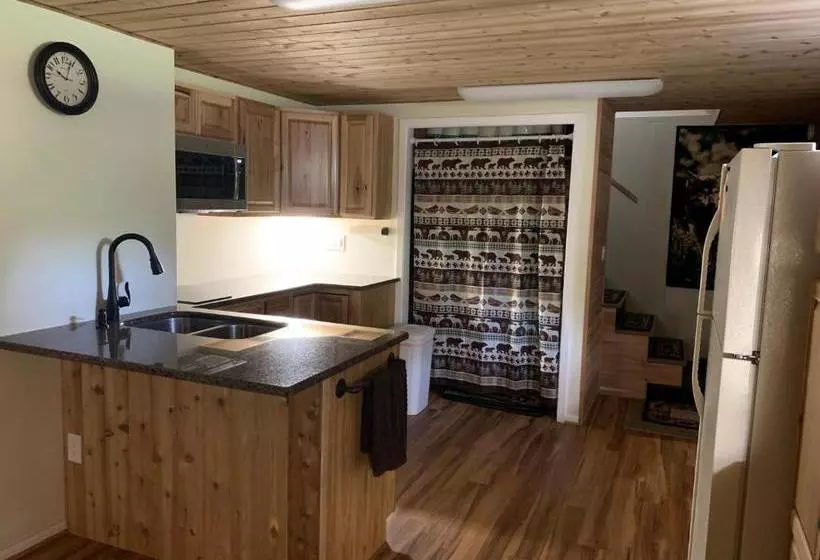 Frenchy S Adventure Bed And Breakfast