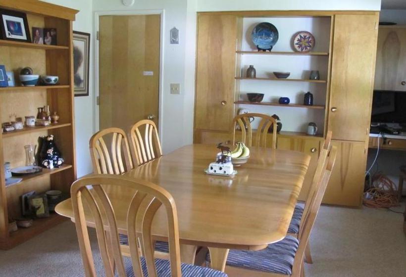 Frenchy S Adventure Bed And Breakfast