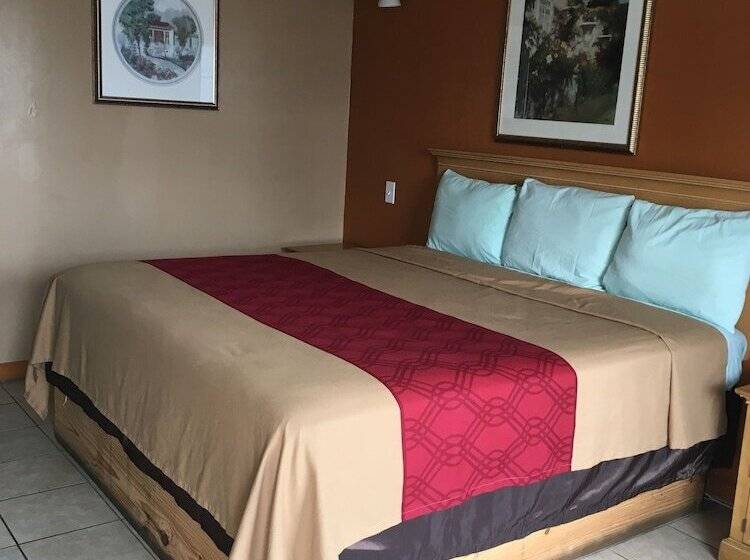 Отель Budget Inn And Suites