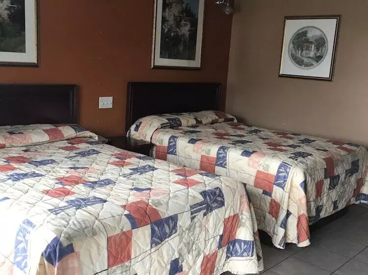 ホテル Budget Inn And Suites