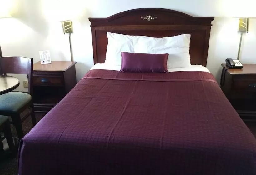 ホテル Hoosier Inn  Portland