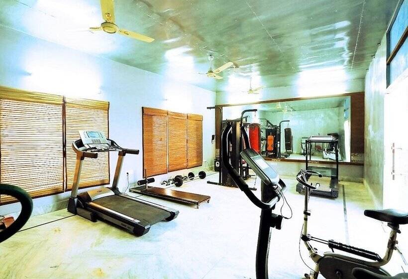 فندق Kridha Residency   Opposite Prem Mandir Vrindavan