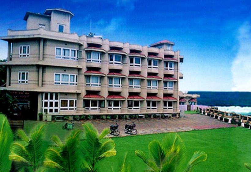 هتل Mascot Beach Resort