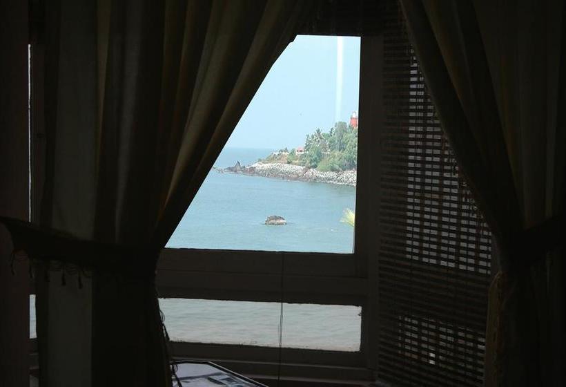 هتل Mascot Beach Resort