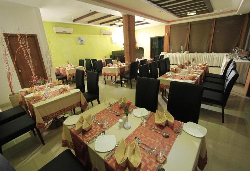 ホテル Park Residency