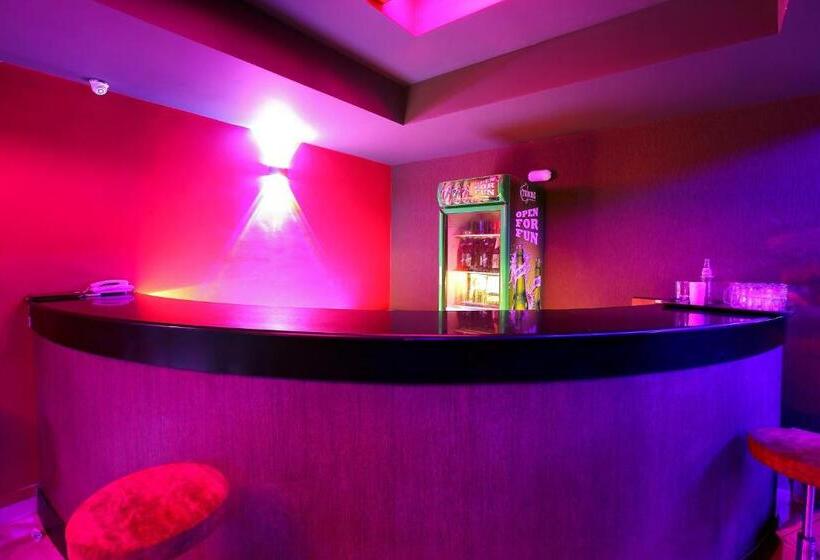 ホテル Park Residency