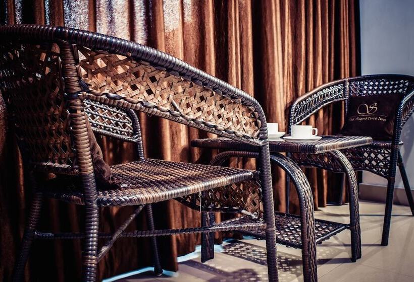 هتل The Signature Inn