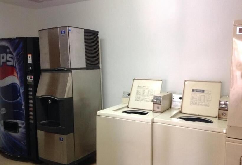 فندق على الطريق Executive Inn Tulia