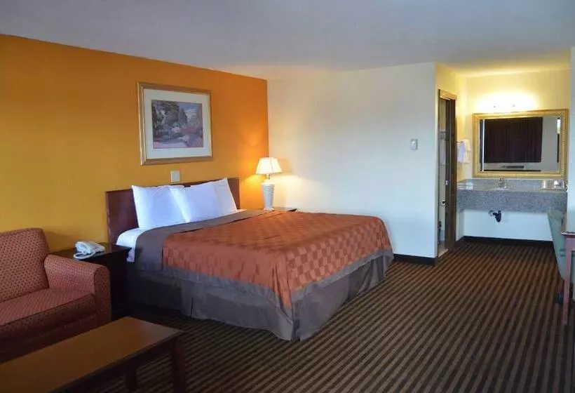 Motelli Scottish Inn & Suites   Eau Claire