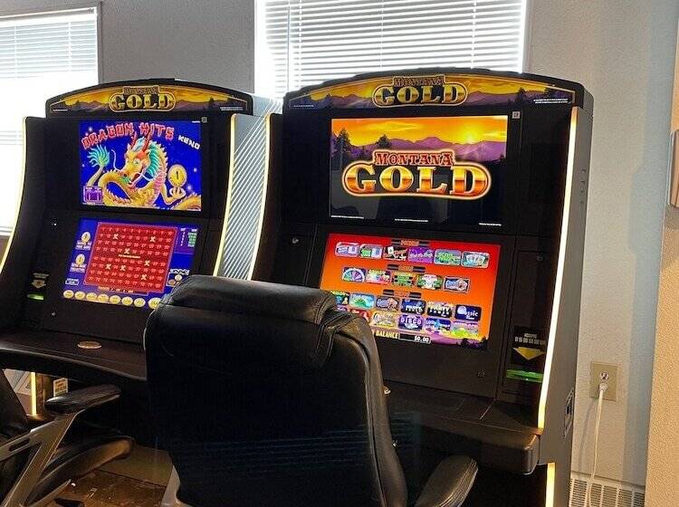 Мотель Yellowstone River Inn