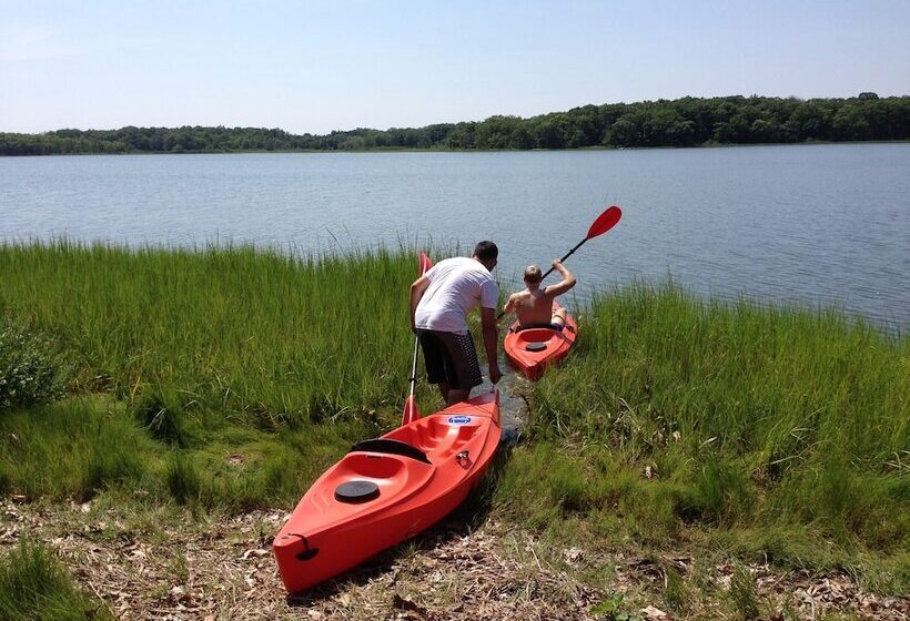 Shorecrest Bed And Breakfast