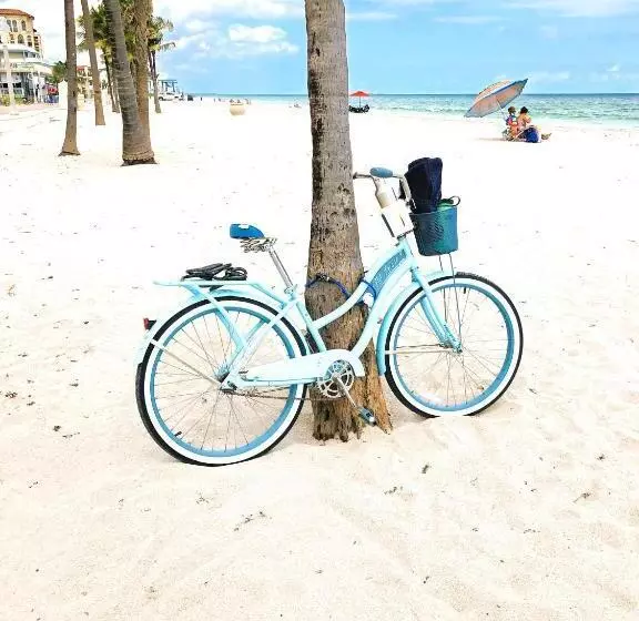 Beach Tide Motel