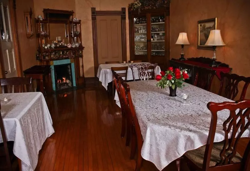 Aamiaismajoitus (B&B) Hamilton House