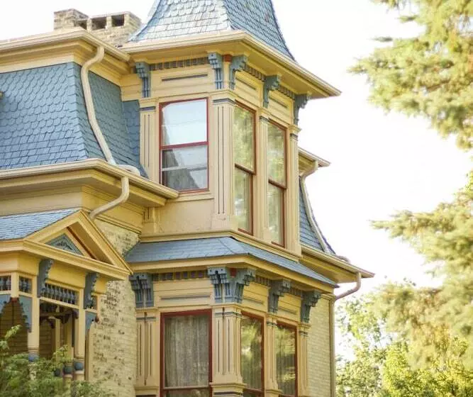 Aamiaismajoitus (B&B) Hamilton House