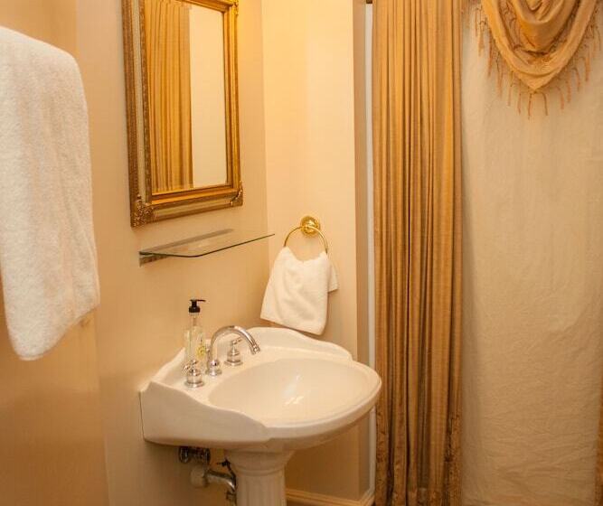 민박 Hamilton House